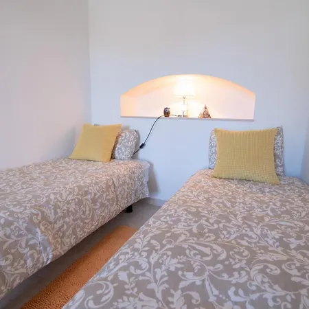 Townhouse Sol Poente Vila *